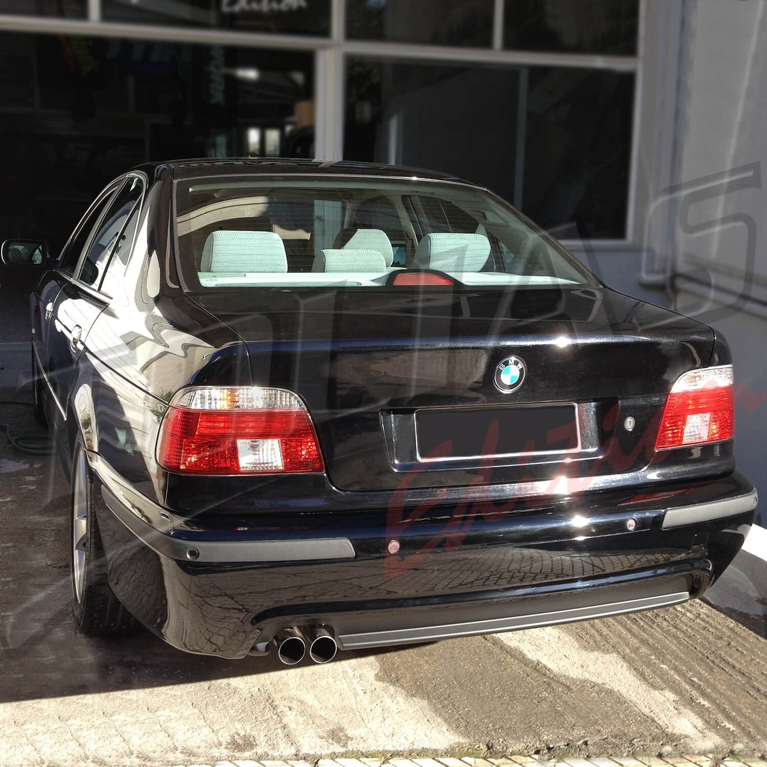 BMW SERIES 5 E39 96-02 SEDAN REAR BUMPER TYPE M5