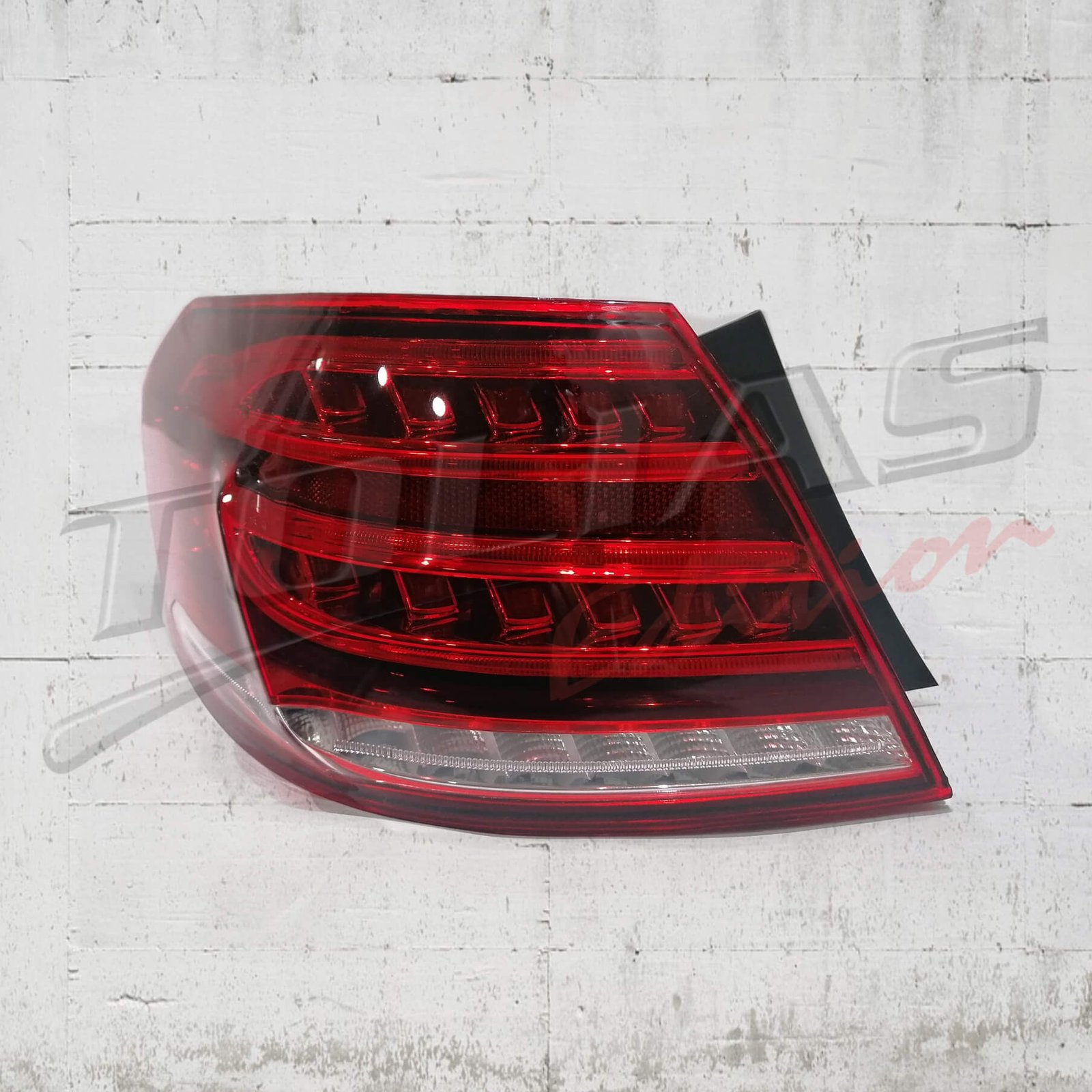 MERCEDES E CLASS W212 1316 LED OUTER LEFT TAIL LIGHT