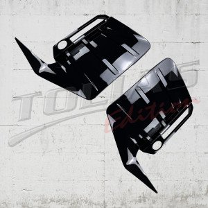 REAR VENTS TRIM